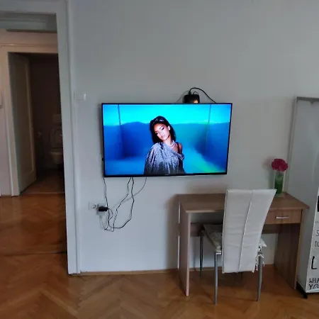 Poljane Apartment